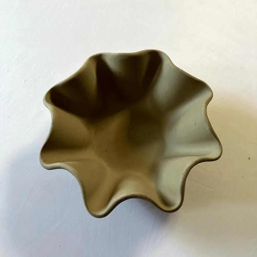 The Pampered Chef Tortilla Shell Taco Salad Stoneware Baker